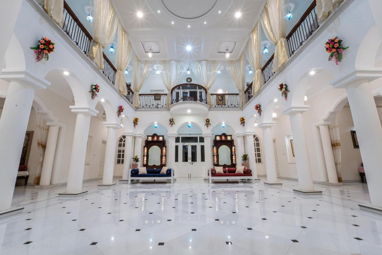 Radhe Krishna Niwas Apartment Udaipur Luaran gambar