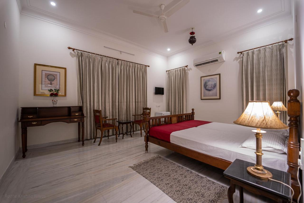 Radhe Krishna Niwas Apartment Udaipur Luaran gambar
